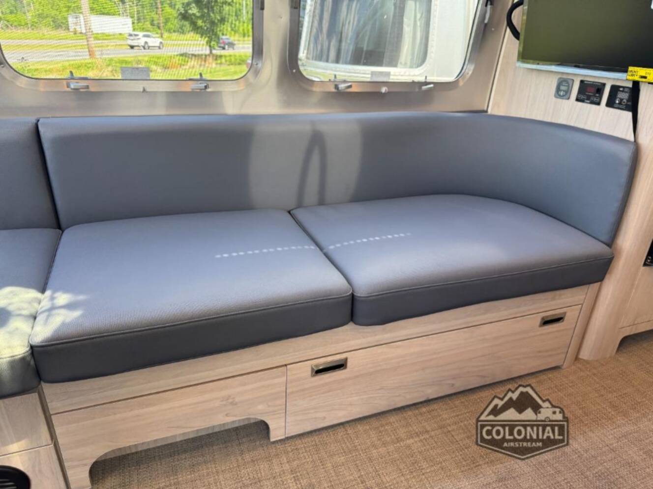 A photo of this 2026 Airstream Globetrotter 25FBT Twin