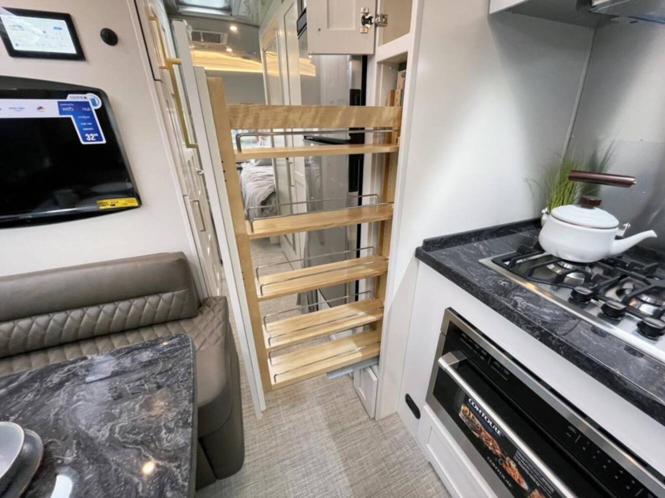 A photo of this 2026 Airstream Classic 28 RBT