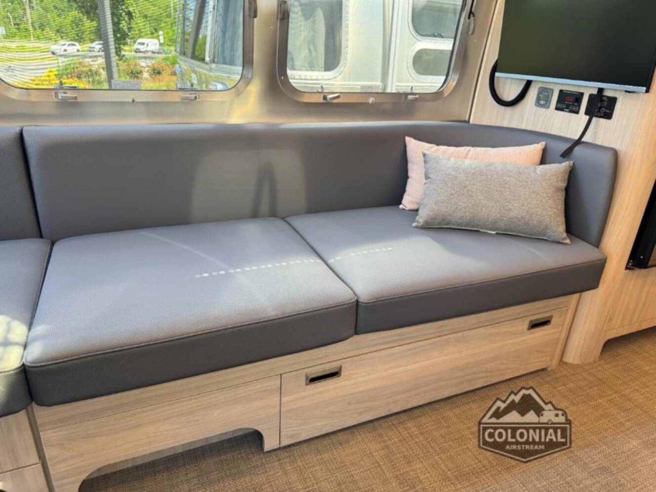 A photo of this 2026 Airstream Globetrotter 25FBT Twin