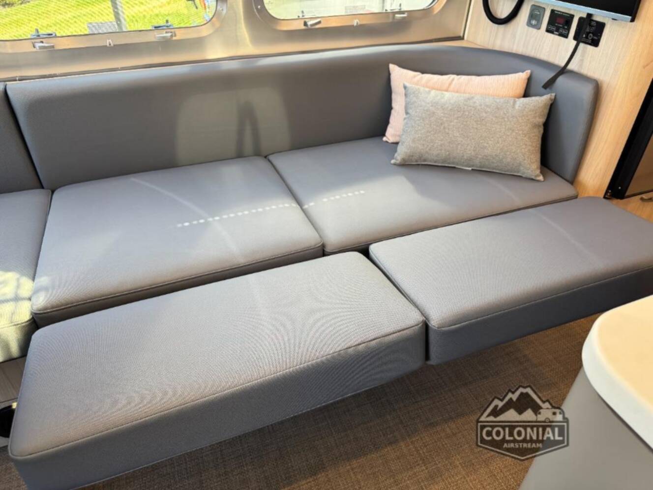 A photo of this 2026 Airstream Globetrotter 25FBT Twin