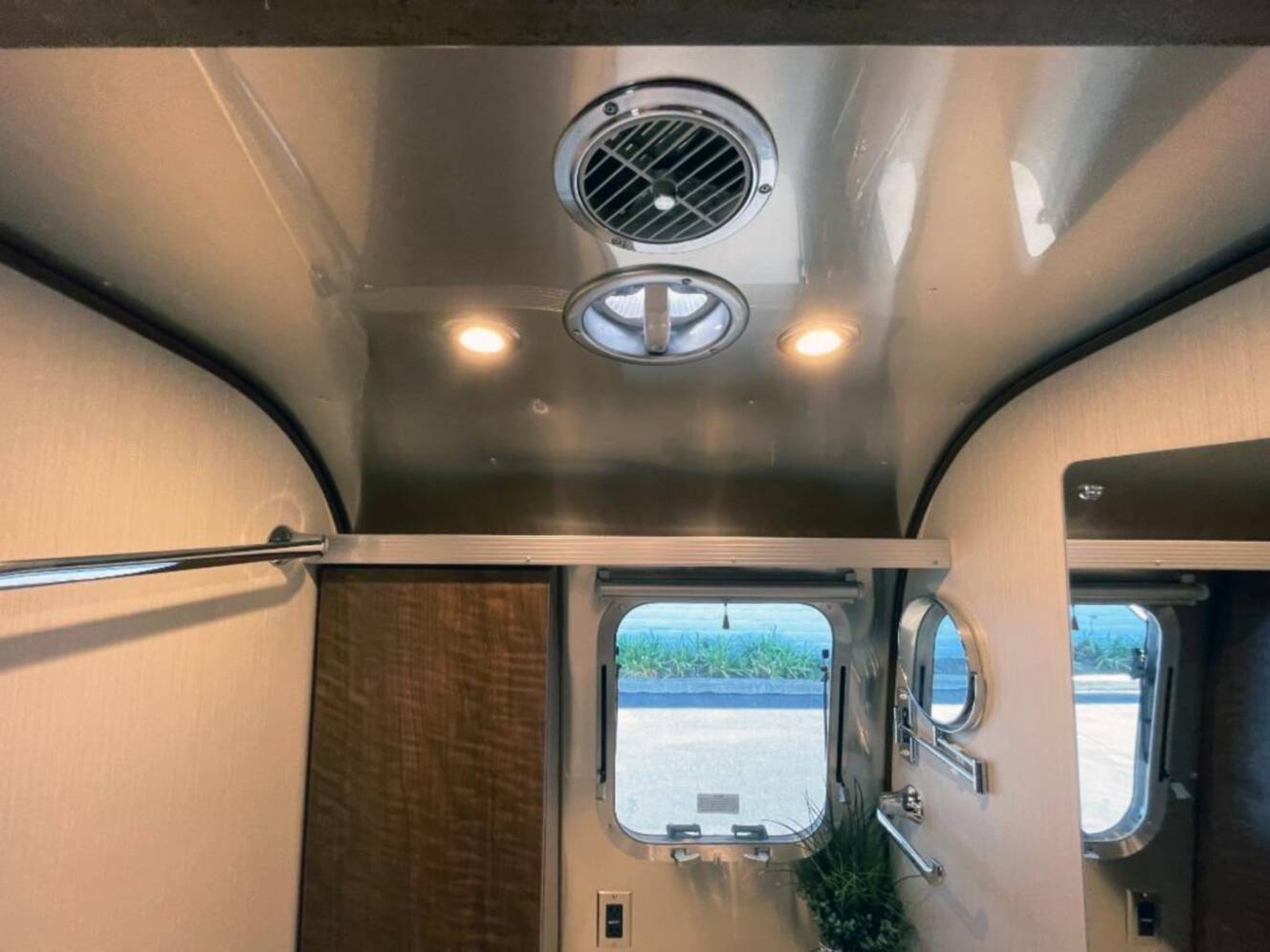 A photo of this 2026 Airstream Globetrotter 25FB