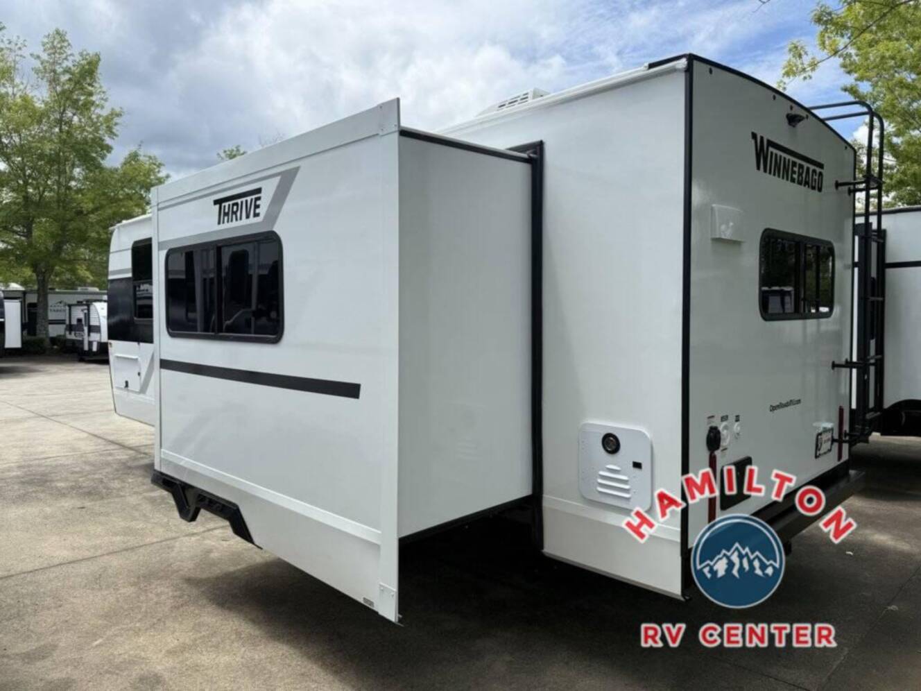 A photo of this 2026 Winnebago Thrive 24RKS