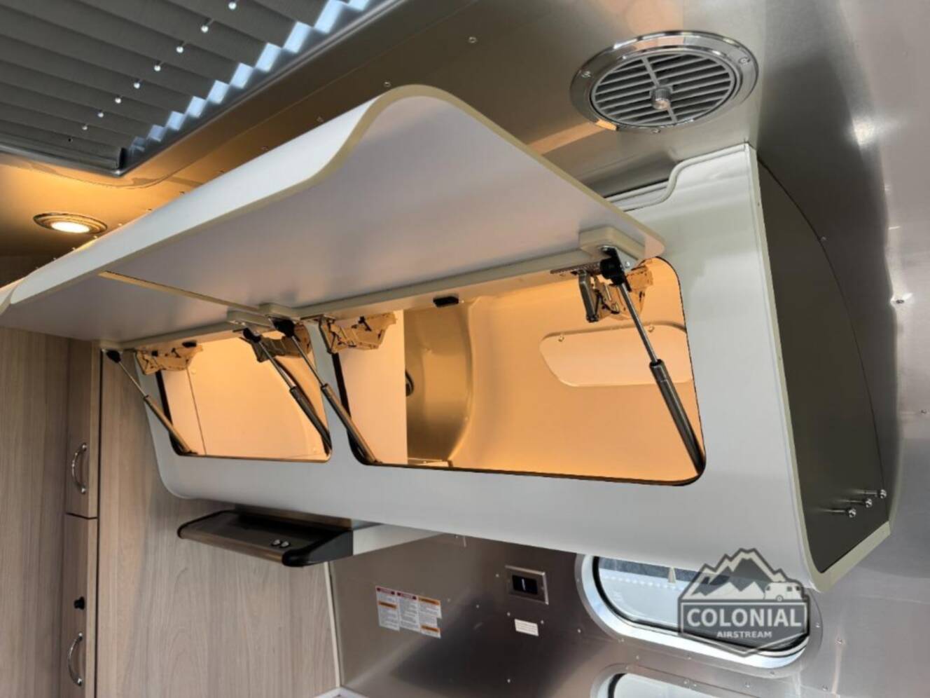 A photo of this 2026 Airstream Globetrotter 25FBT Twin