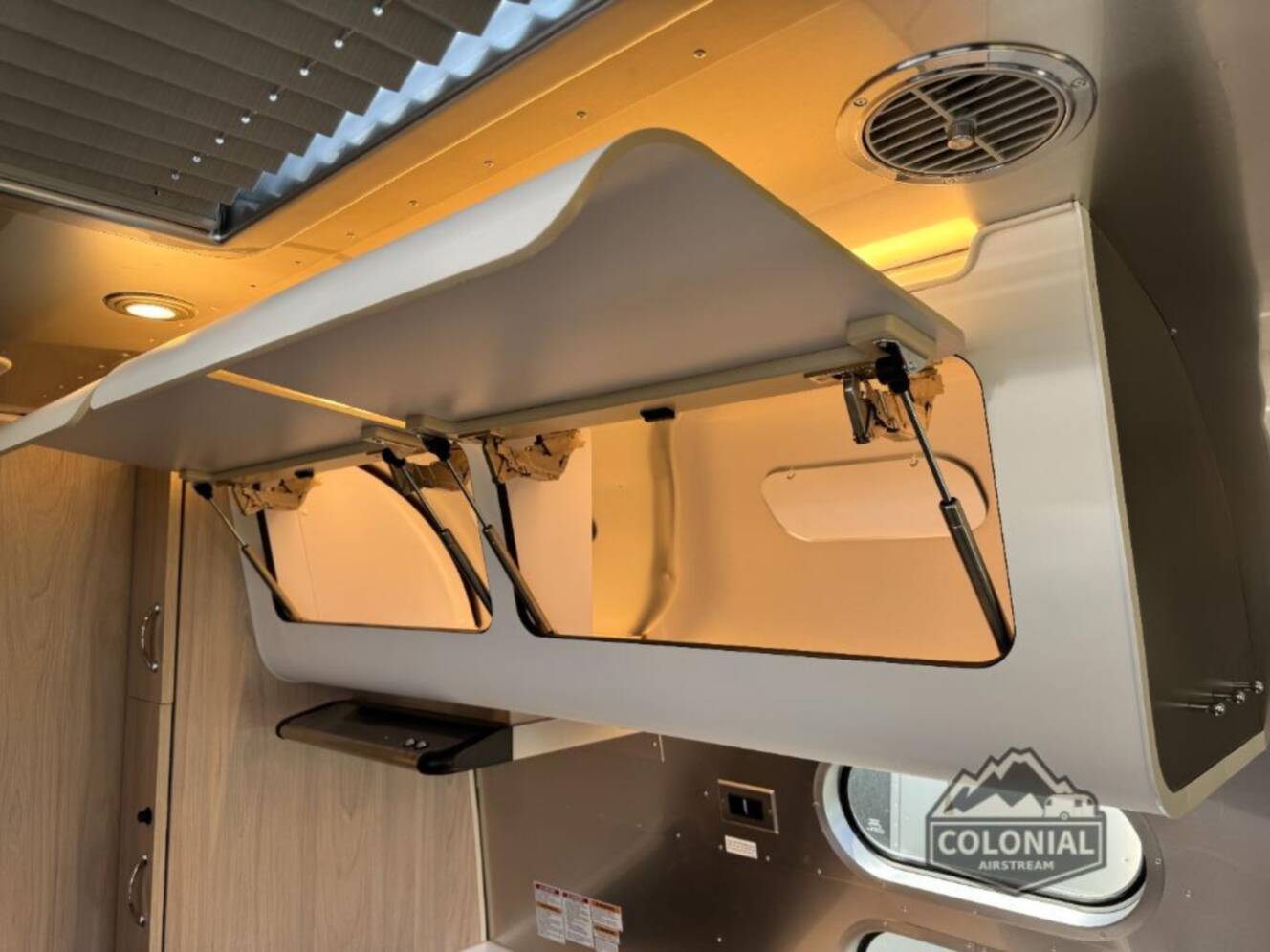 A photo of this 2026 Airstream Globetrotter 25FBT Twin