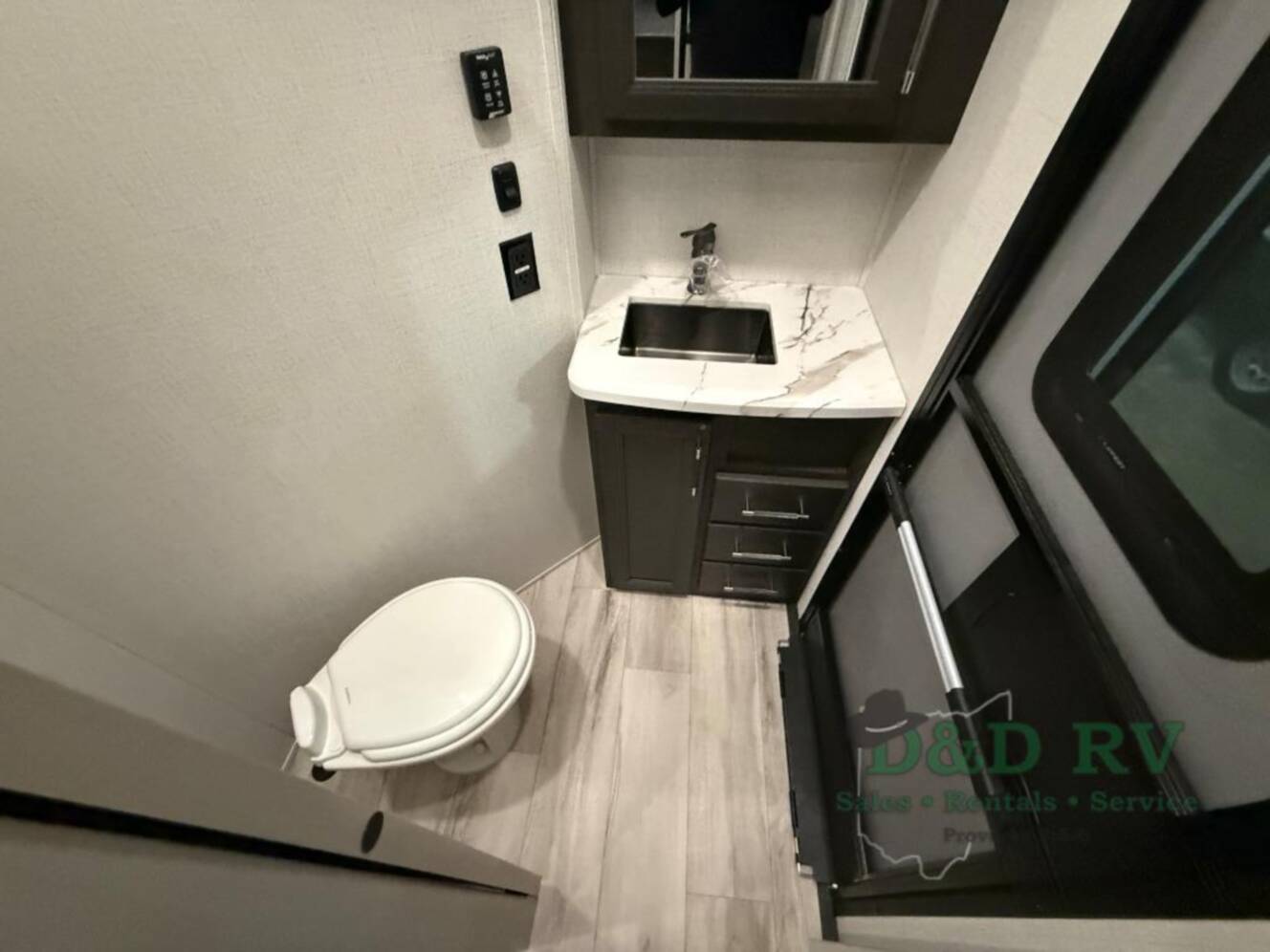 A photo of this 2026 Keystone Rv Alpine Avalanche Edition 380LT