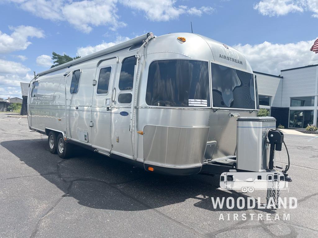 2005 Airstream Classic 31 in grand rapids MI