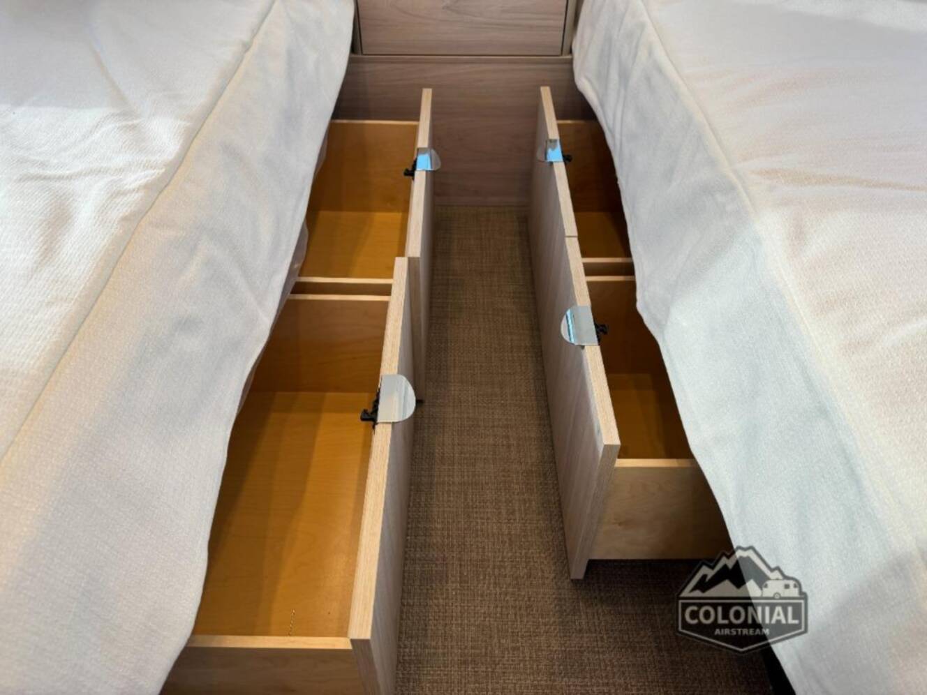 A photo of this 2026 Airstream Globetrotter 25FBT Twin
