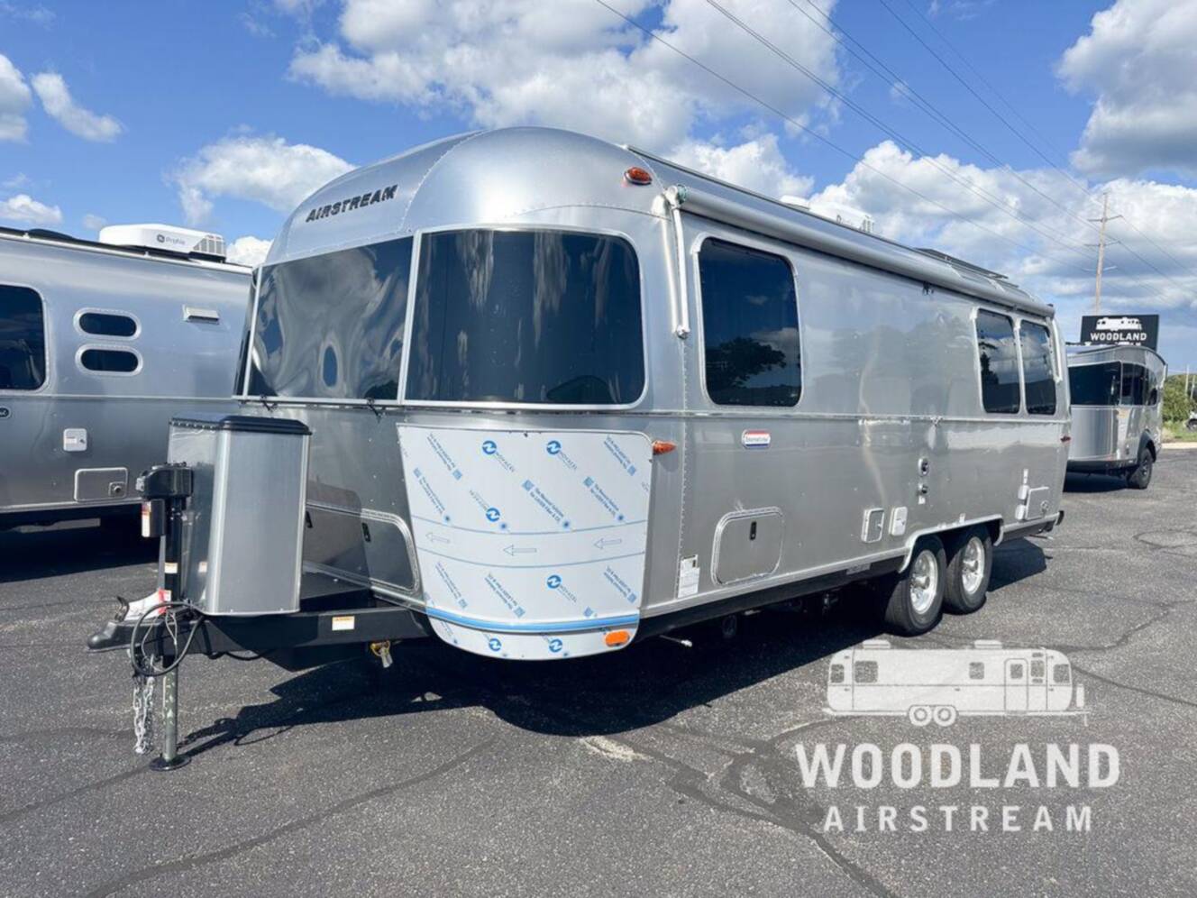 A photo of this 2026 Airstream International 25FB Twin