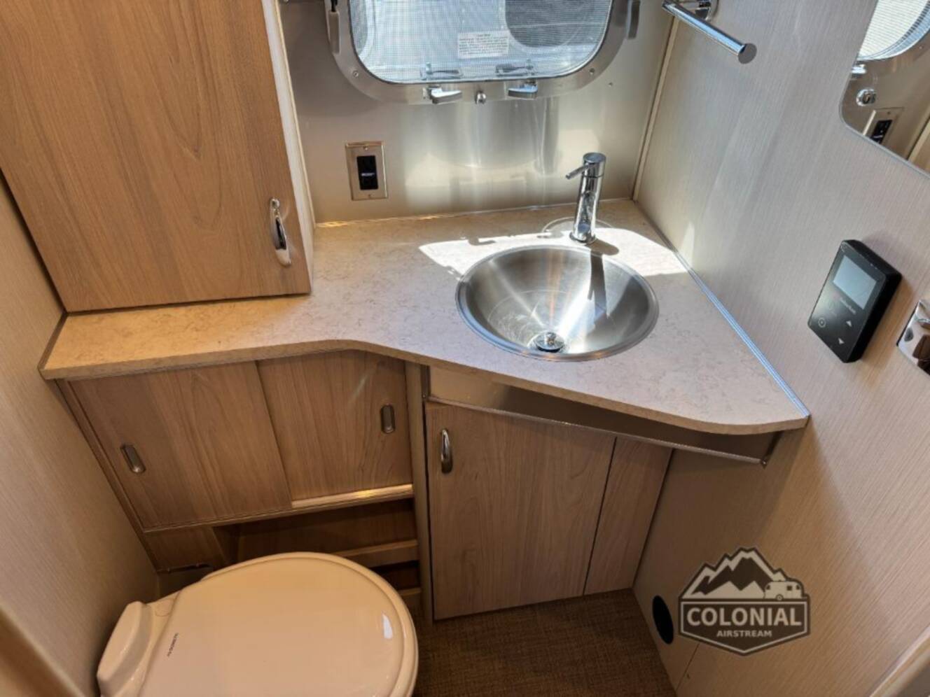 A photo of this 2026 Airstream Globetrotter 25FBT Twin