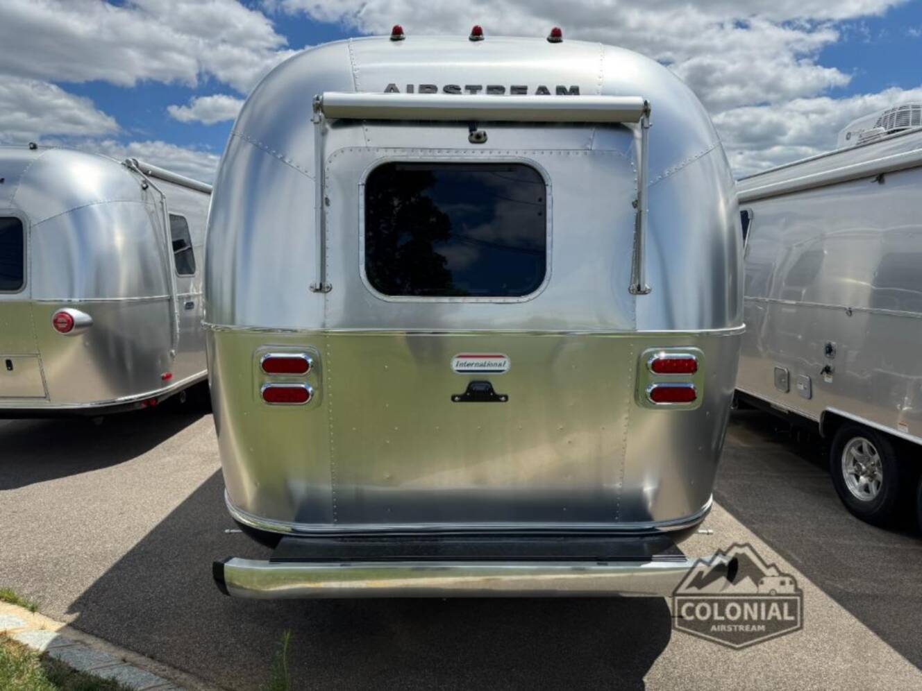 A photo of this 2026 Airstream International 23FBT Twin