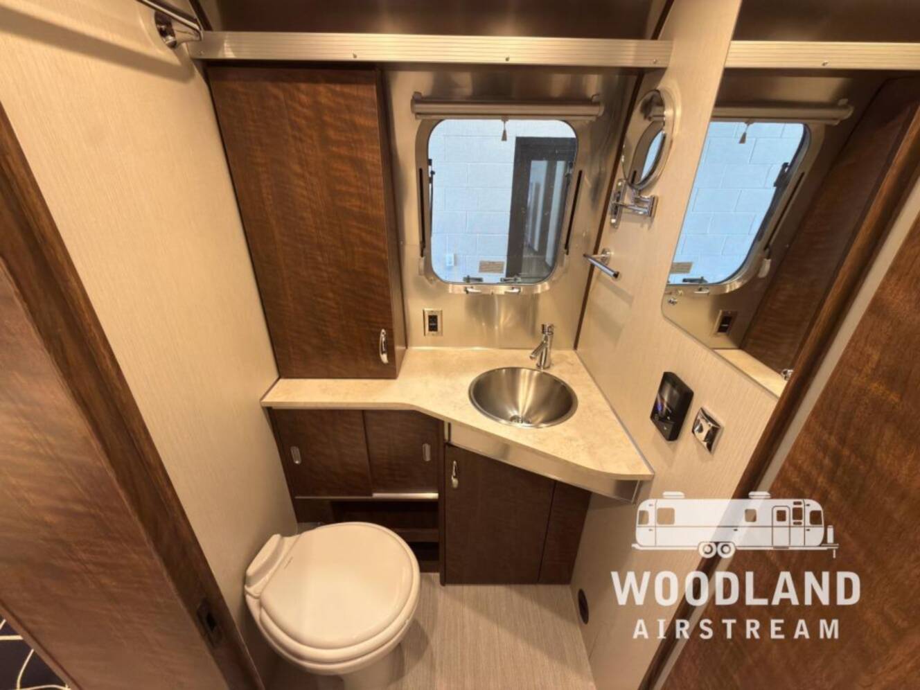 A photo of this 2026 Airstream Globetrotter 25FB Twin