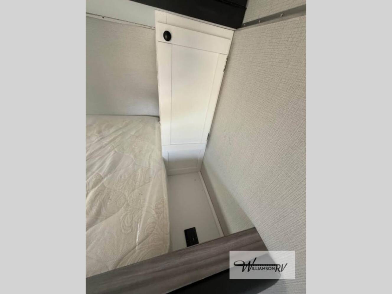 A photo of this 2027 Trailmanor TM 16