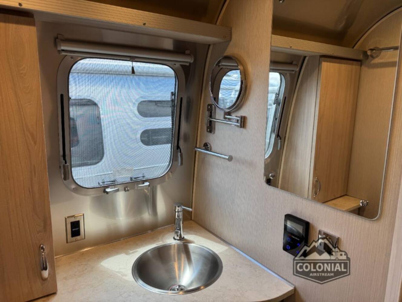 A photo of this 2026 Airstream Globetrotter 25FBT Twin