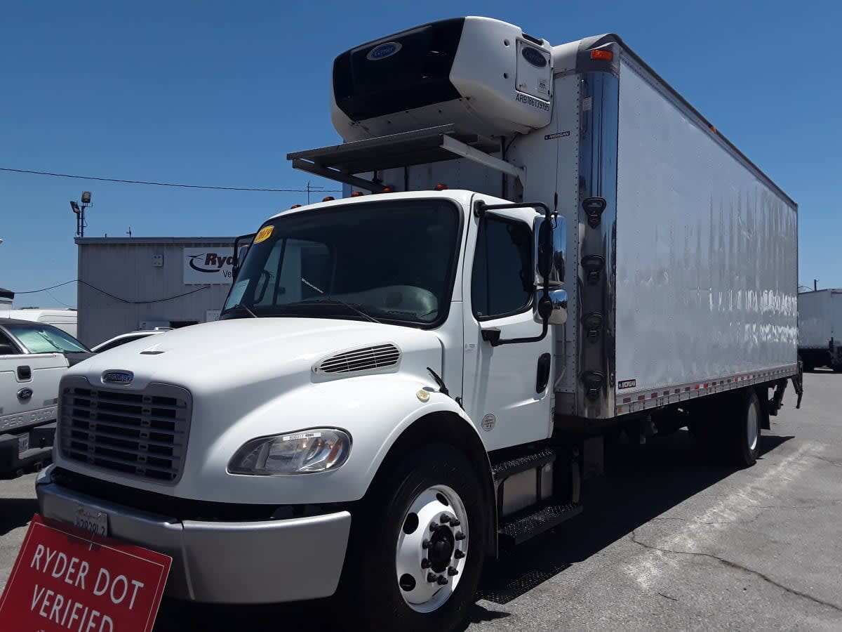2019 FREIGHTLINER BUSINESS CLASS M2 106 in Montebello, CA