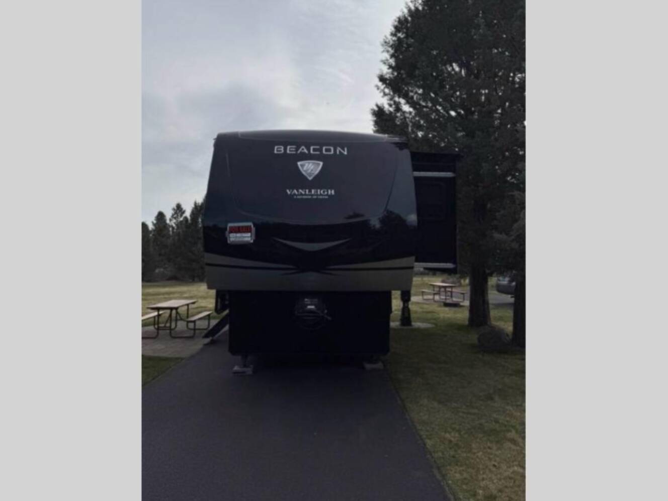 A photo of this 2022 Vanleigh Rv Beacon 42RDB