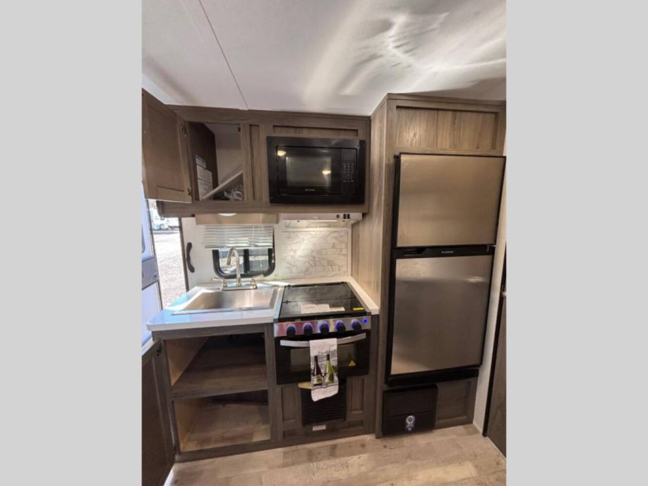 A photo of this 2026 Gulf Stream Rv Envision SVT 21TBS