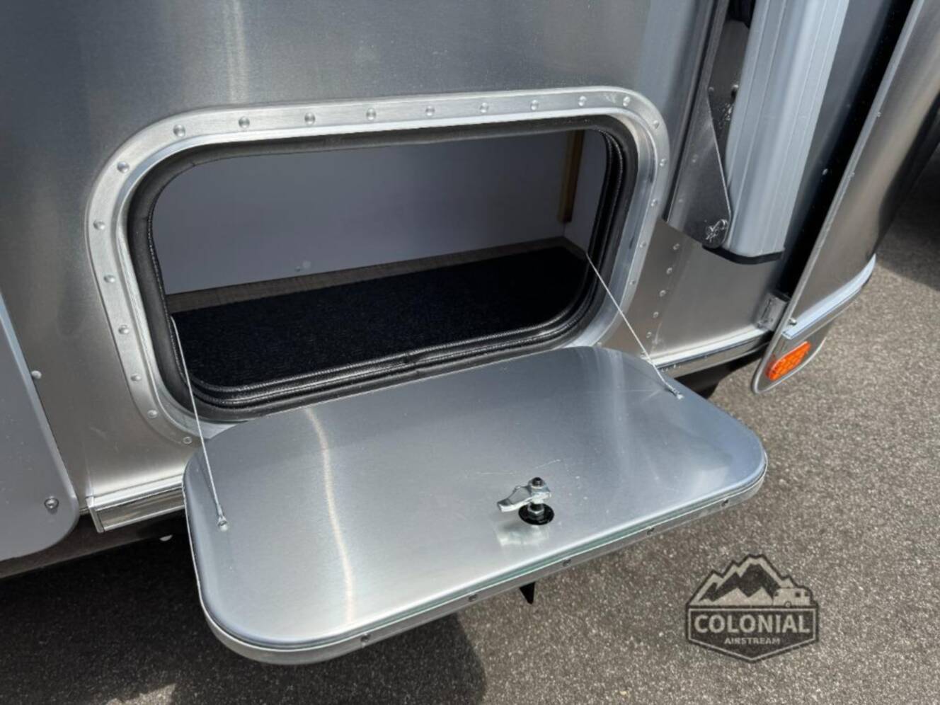 A photo of this 2026 Airstream Globetrotter 25FBT Twin