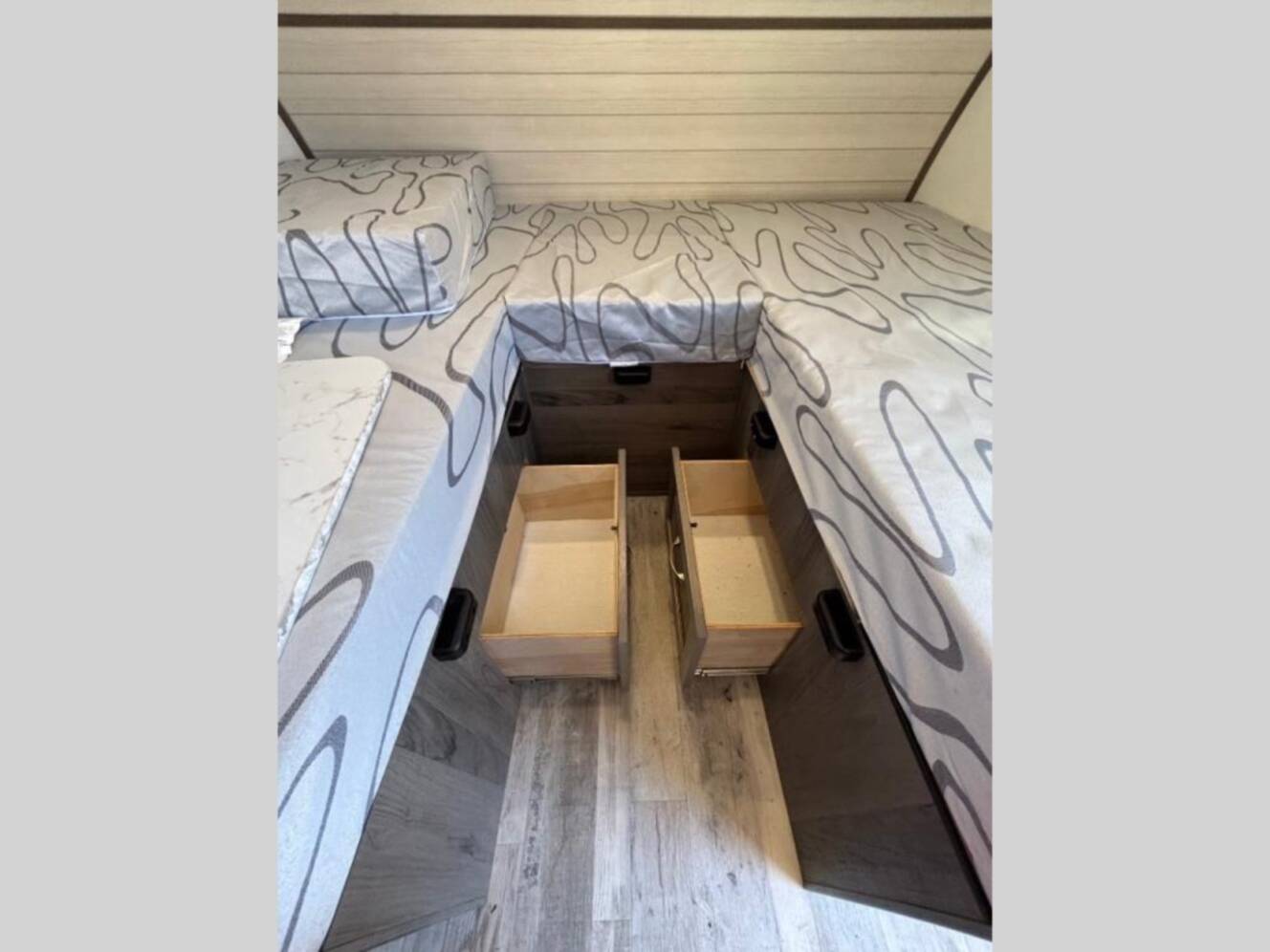 A photo of this 2026 Gulf Stream Rv Envision SVT 21TBS