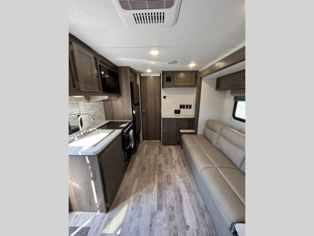 A photo of this 2026 Gulf Stream Rv Envision SVT 21TBS