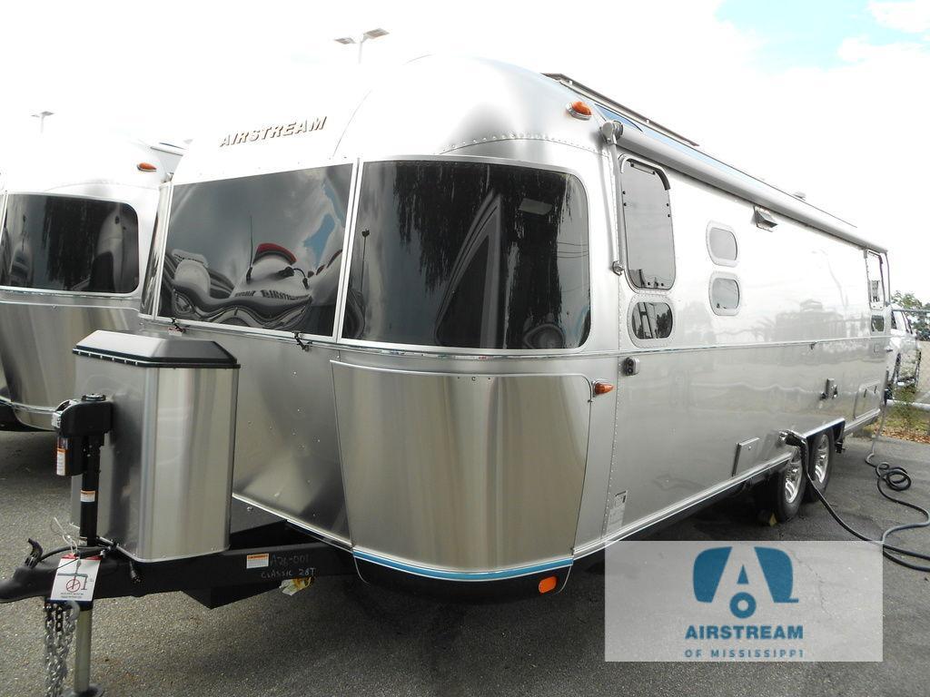 2026 Airstream Classic 28RB in gulfport MS