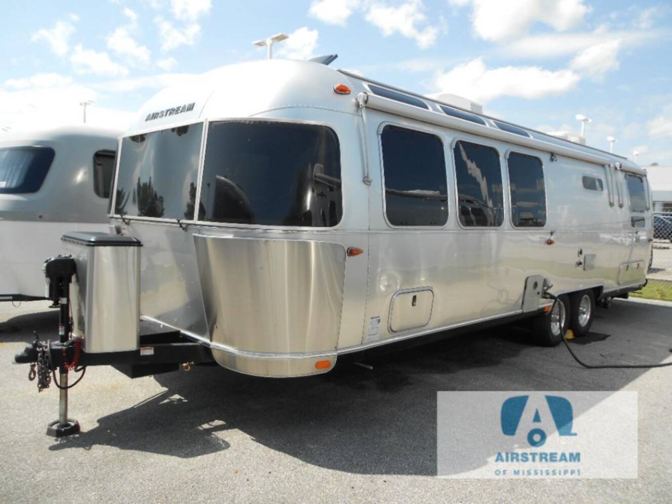A photo of this 2023 Airstream Globetrotter 30RB Twin