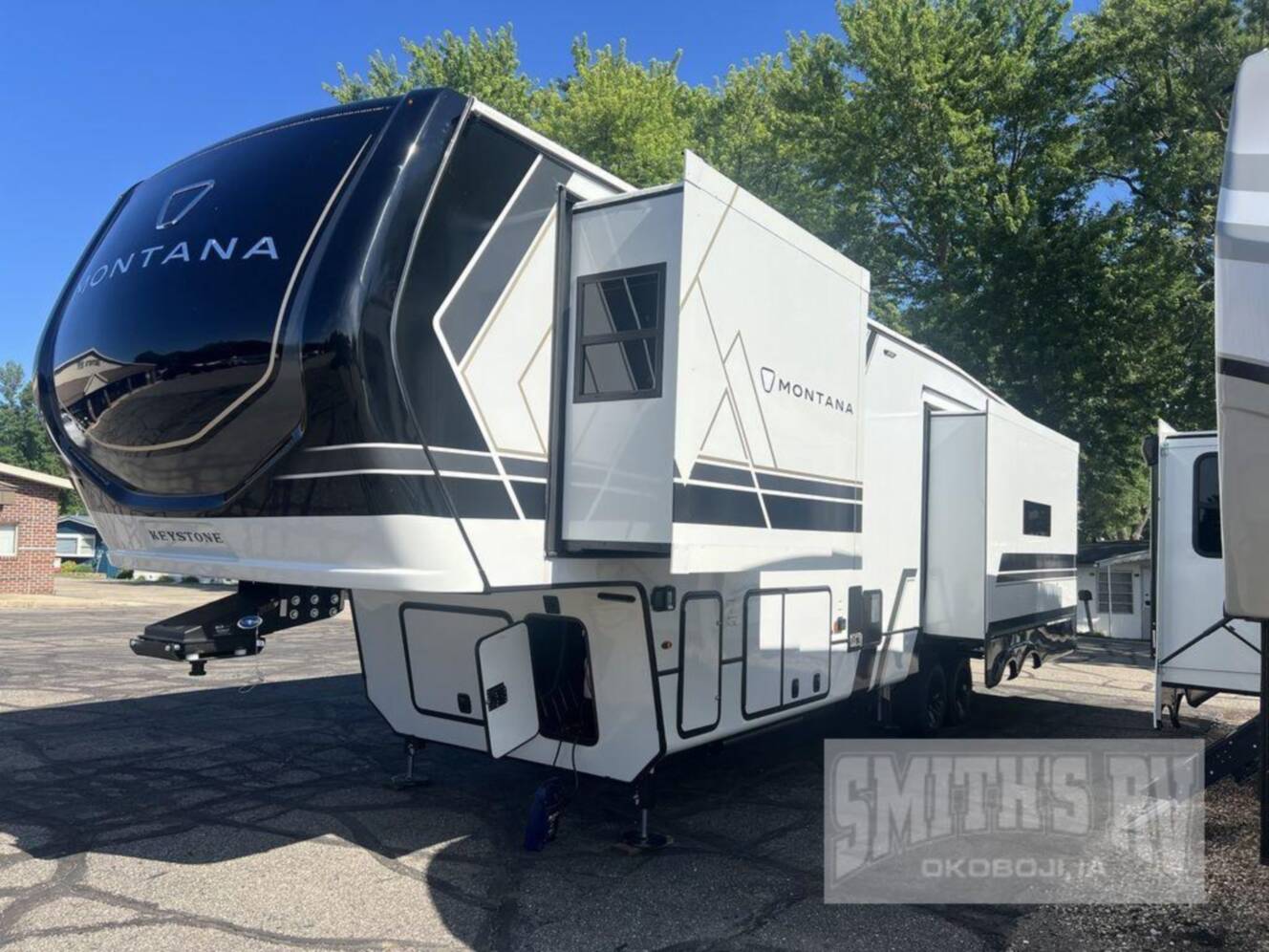 A photo of this 2026 Keystone Rv Montana 3231CK