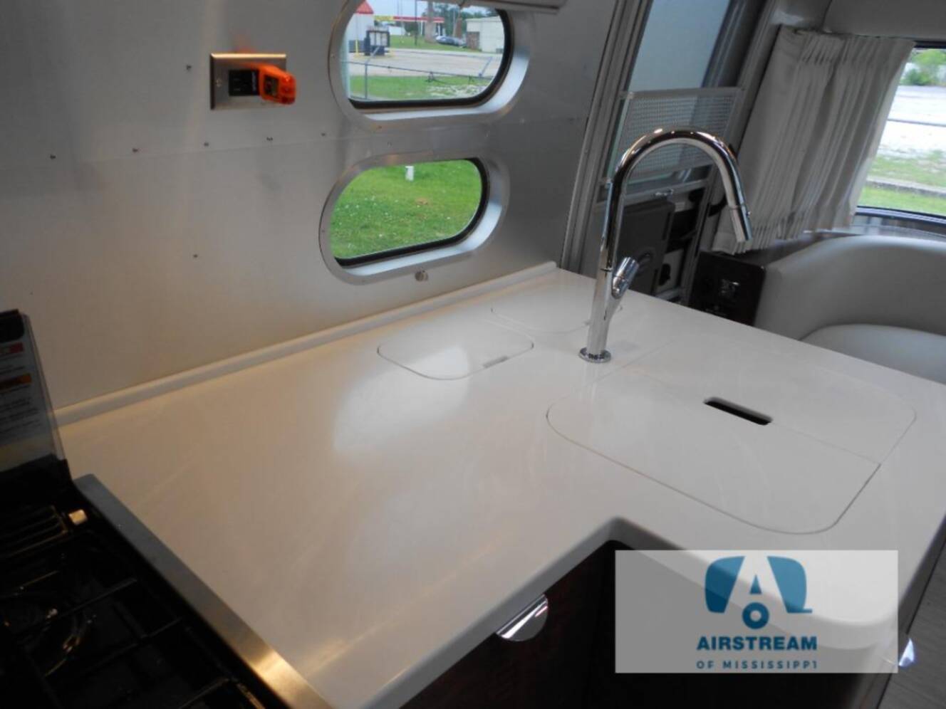 A photo of this 2023 Airstream Globetrotter 27FB Twin