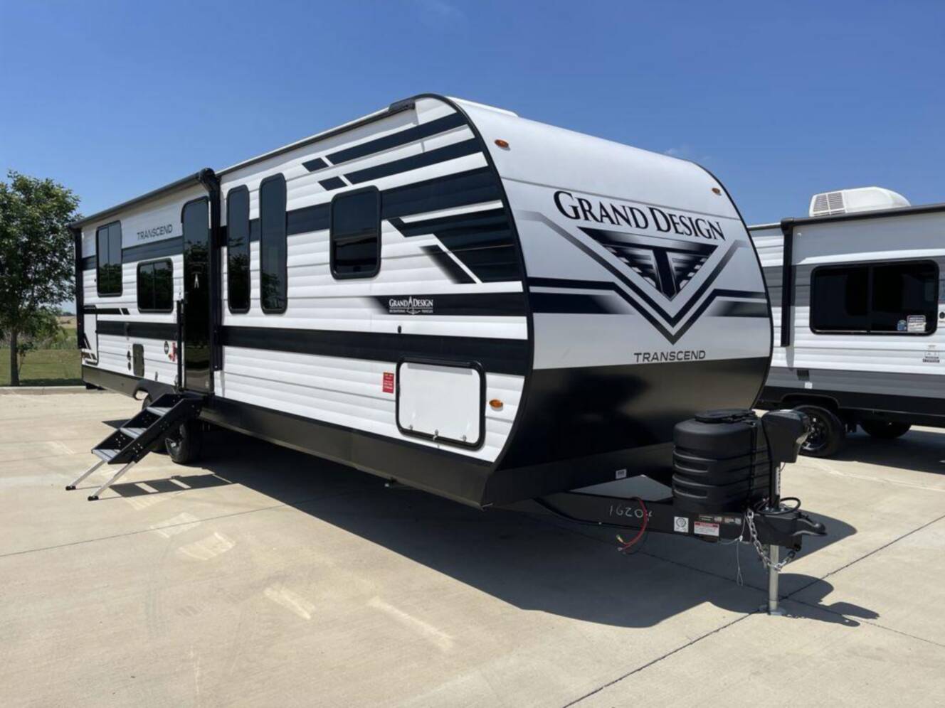 A photo of this 2026 Grand Design Transcend 285RKT