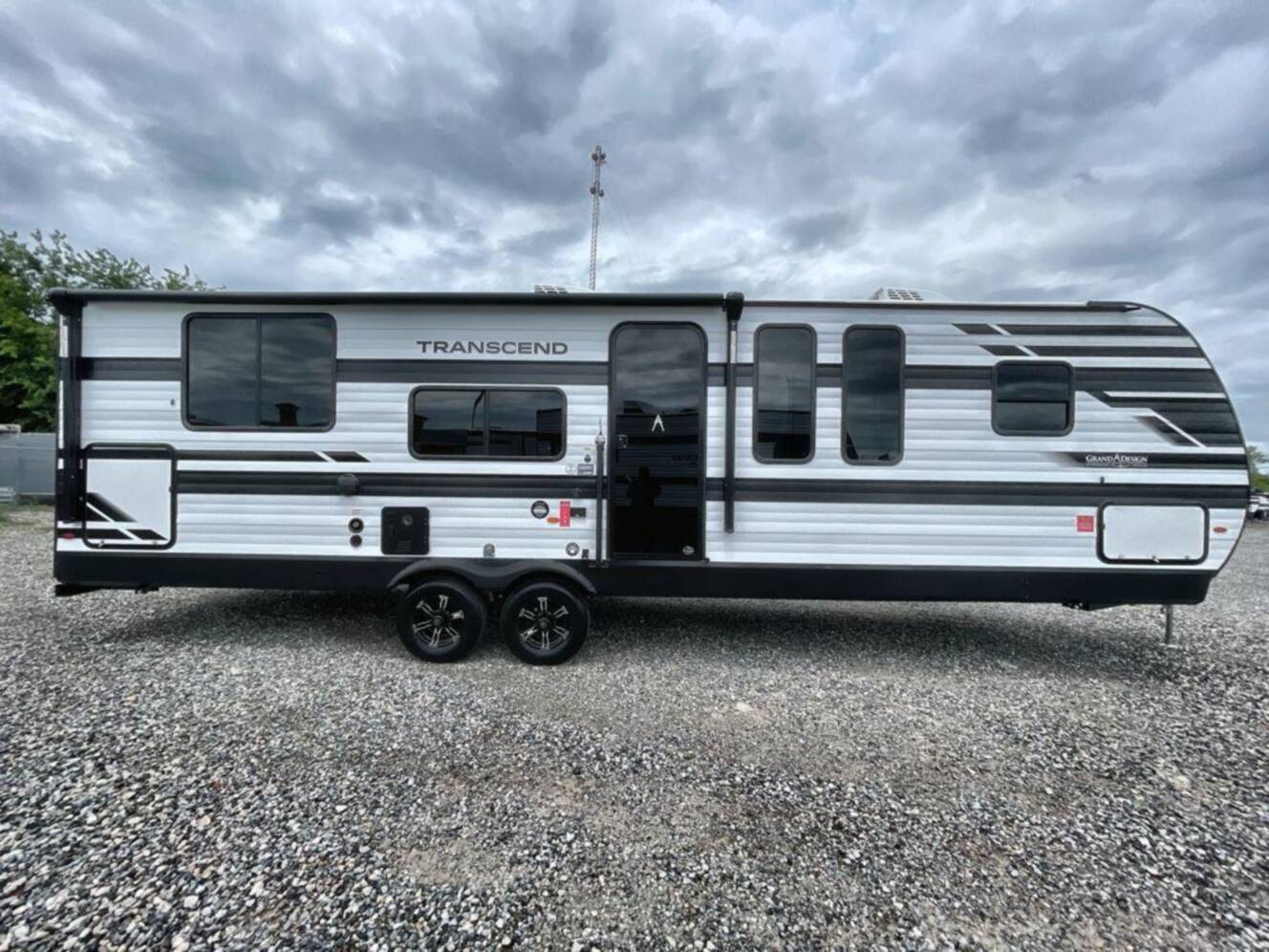 A photo of this 2026 Grand Design Transcend 285RKT
