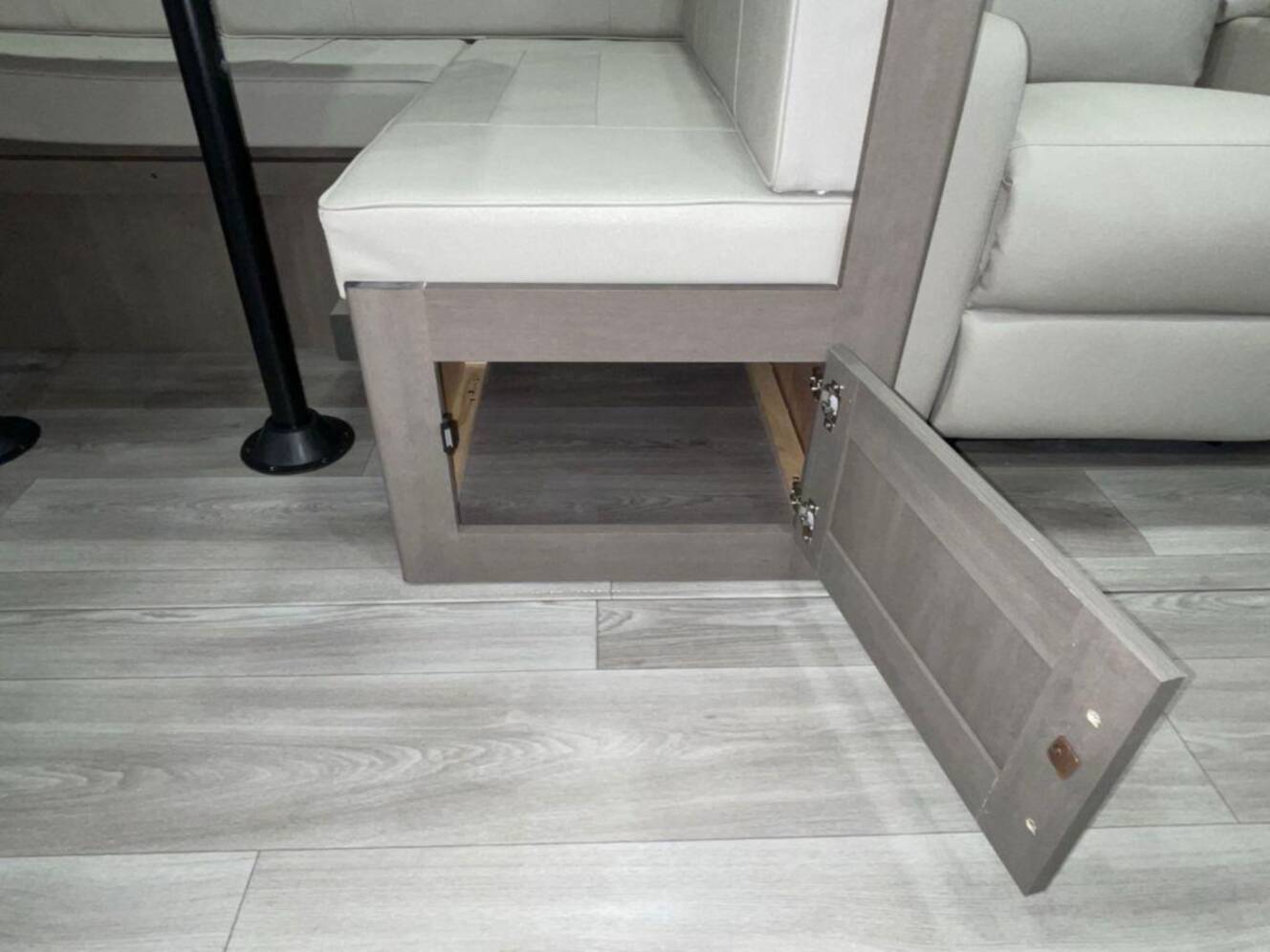 A photo of this 2026 Grand Design Transcend 325BHT