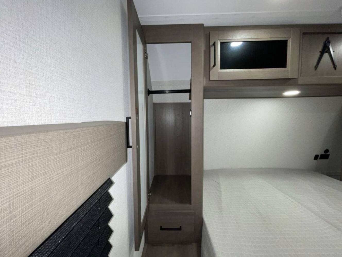 A photo of this 2026 Grand Design Transcend 325BHT