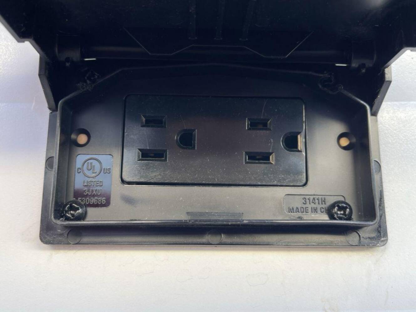 A photo of this 2026 Grand Design Transcend 325BHT