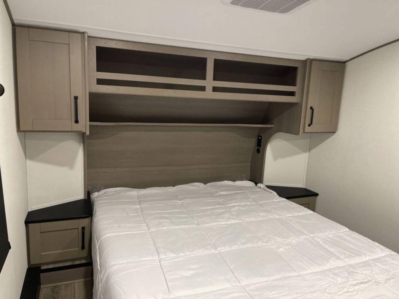 A photo of this 2026 Grand Design Reflection 100 Series 24RL