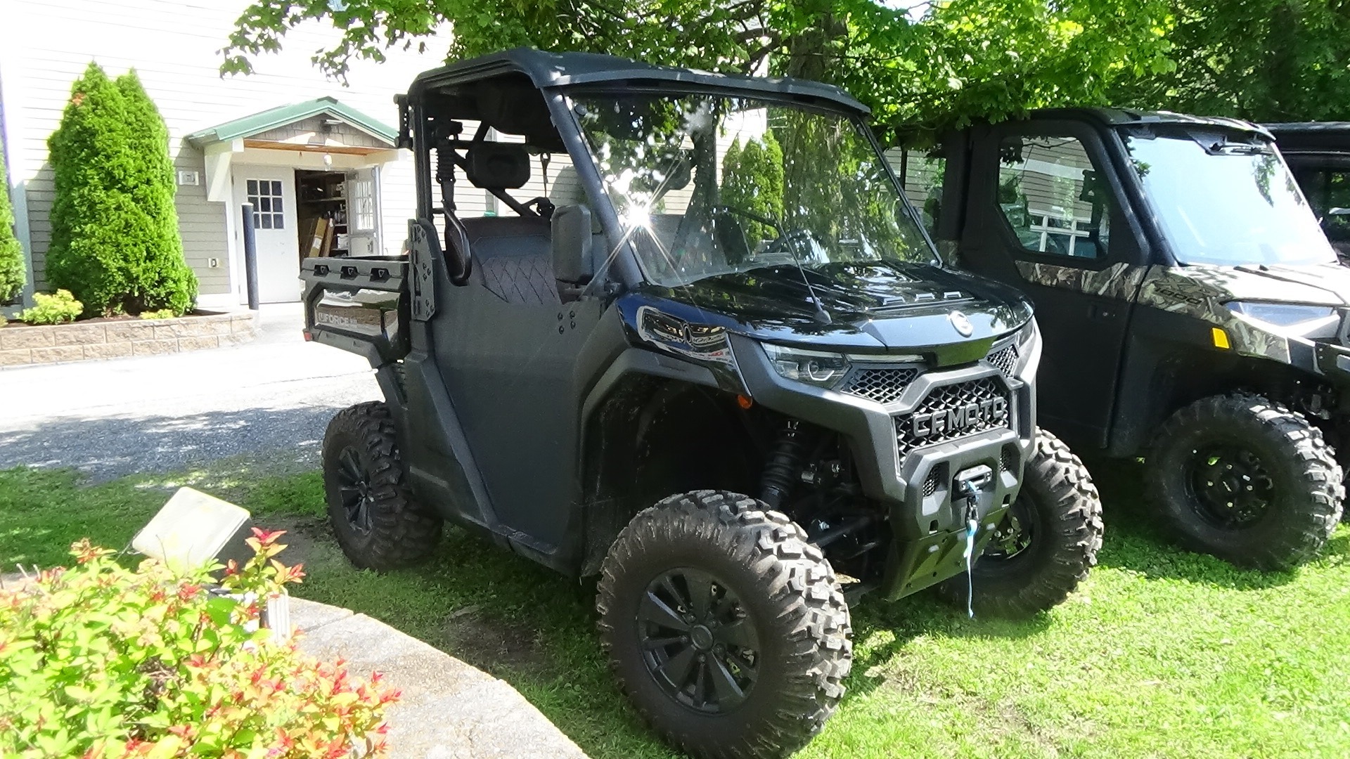 2025 CFMOTO UFORCE U10 Pro in bennington VT