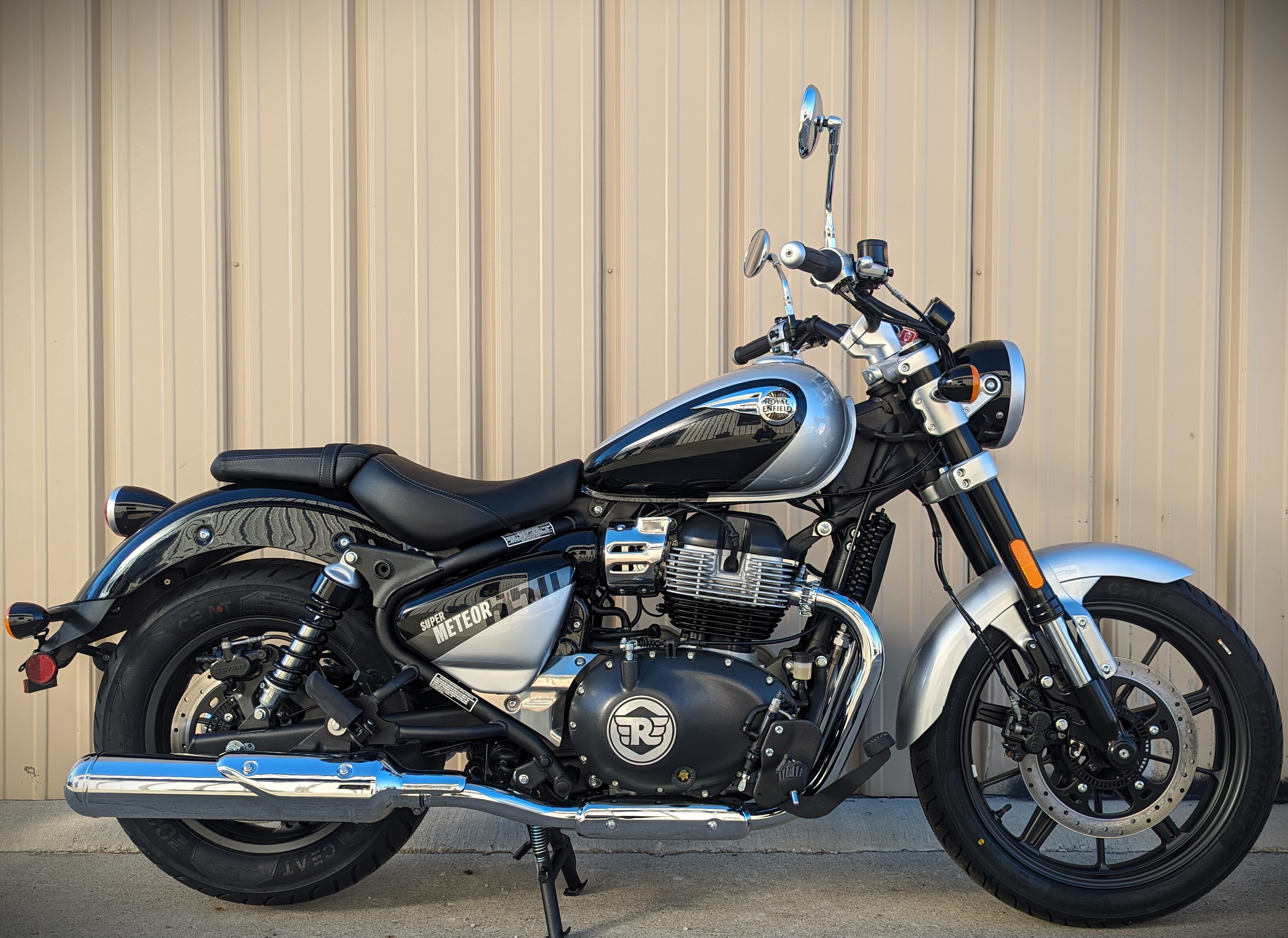 2024 Royal Enfield SUPER METEOR 650 650 in Marne, IA
