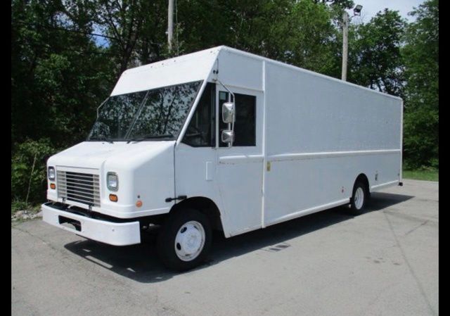 2013 FORD F59 in Louisville, KY