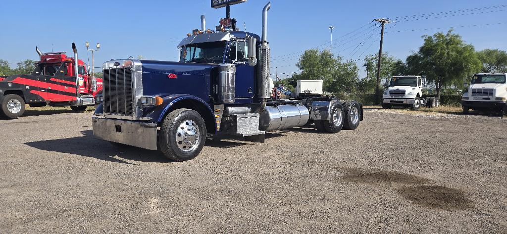 1995 PETERBILT 379 in Edinburg, TX