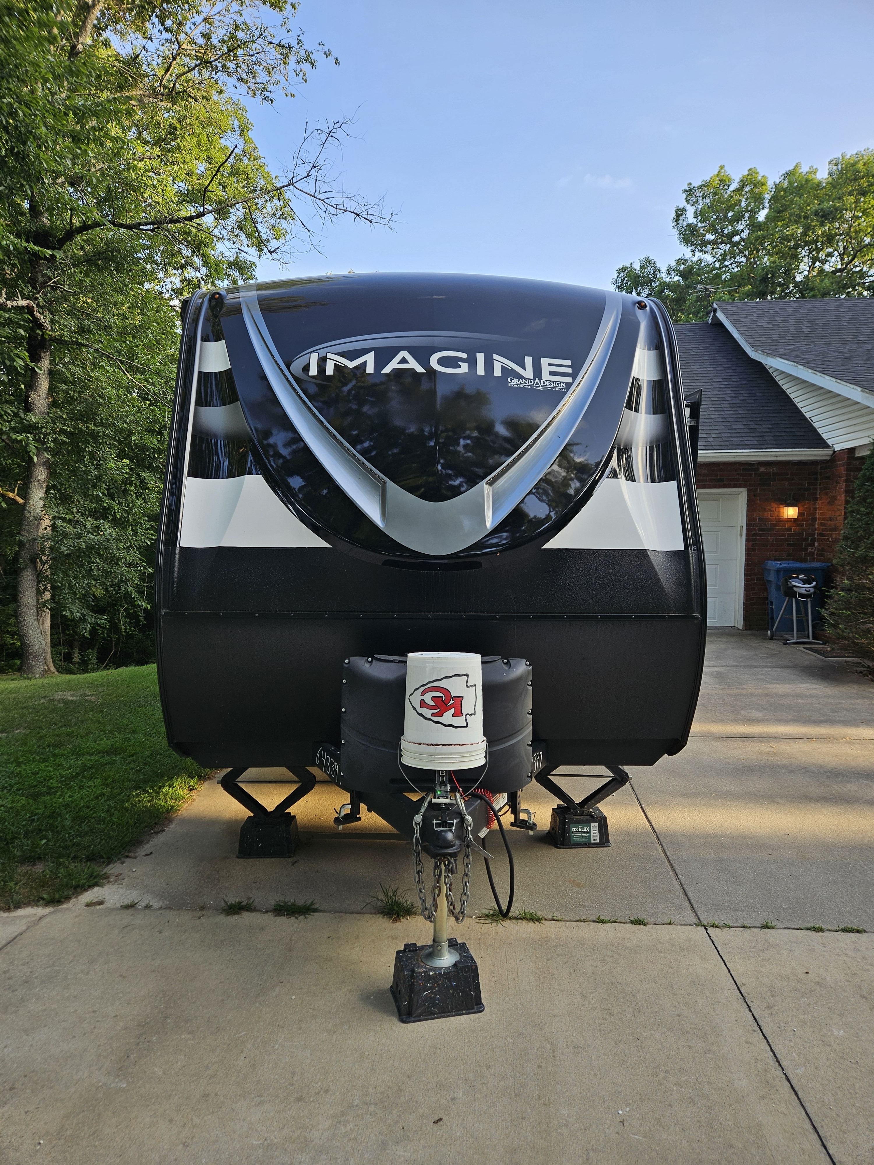 2023 Grand Design IMAGINE 2400BH RV