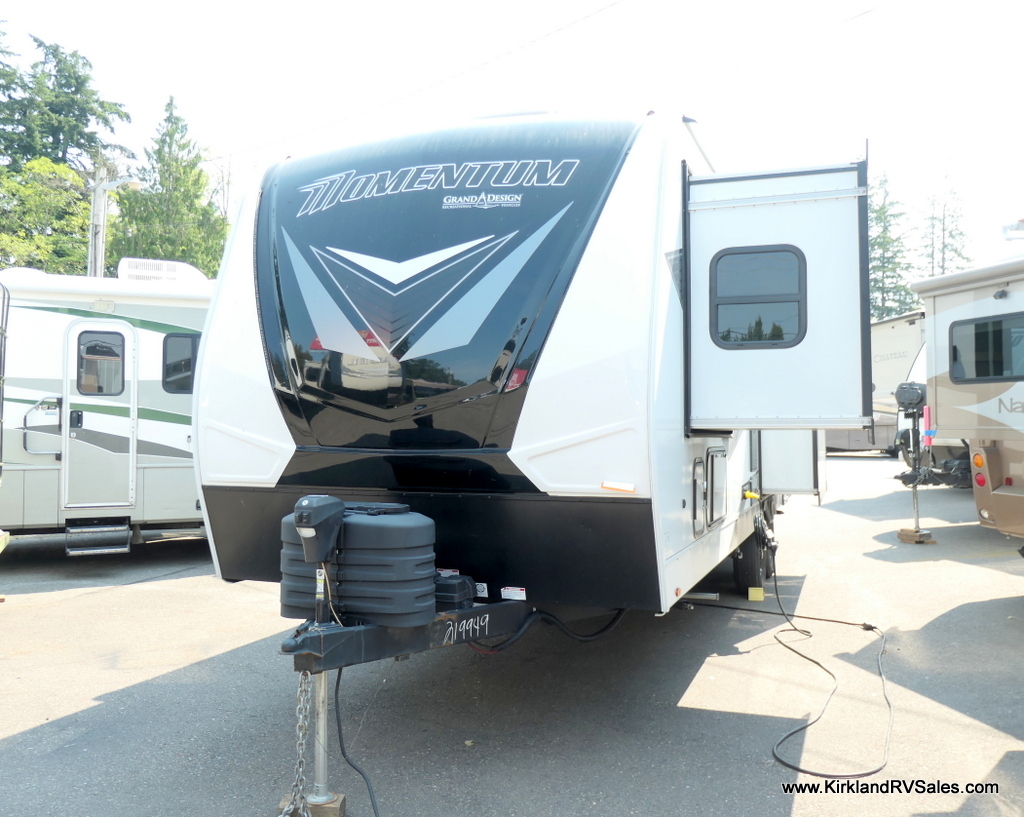2023 Grand Design MOMENTUM G-CLASS 25G in everett WA
