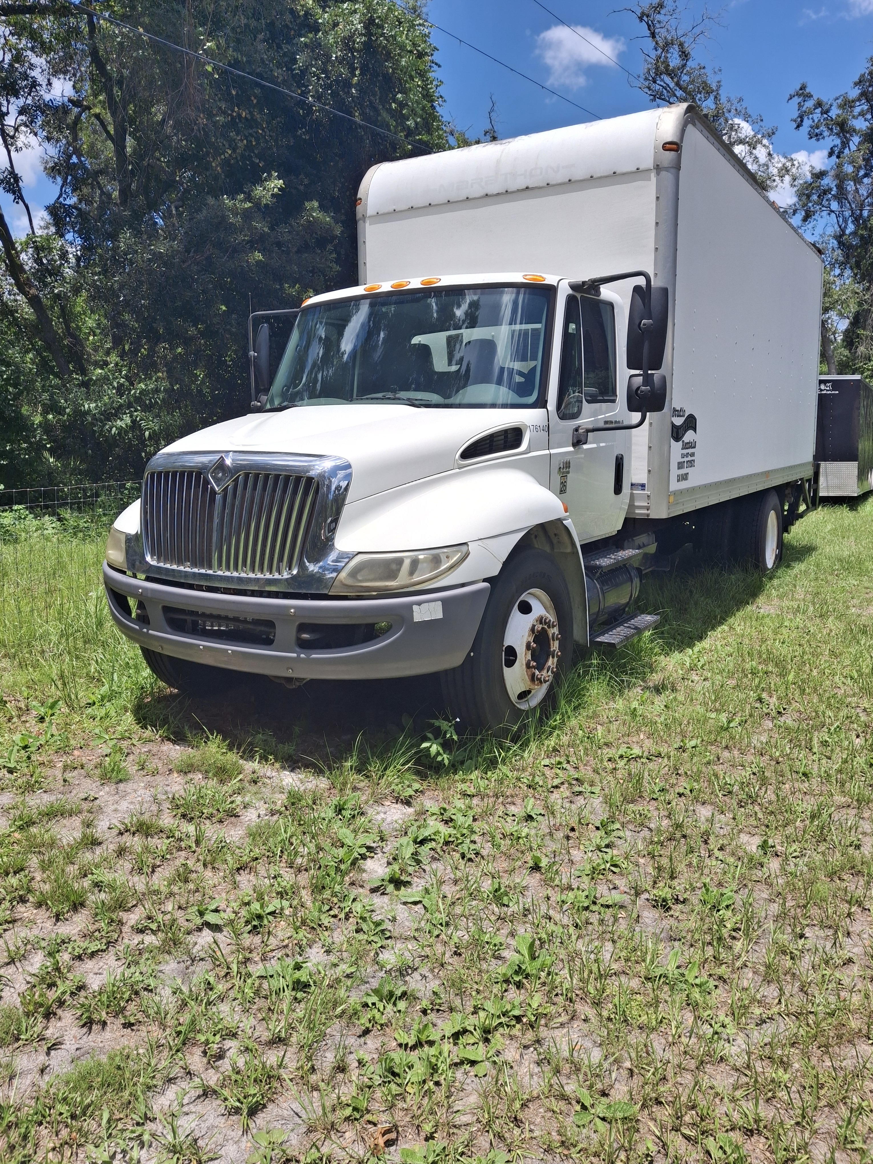 2007 INTERNATIONAL 4300DT in Bushnell, FL