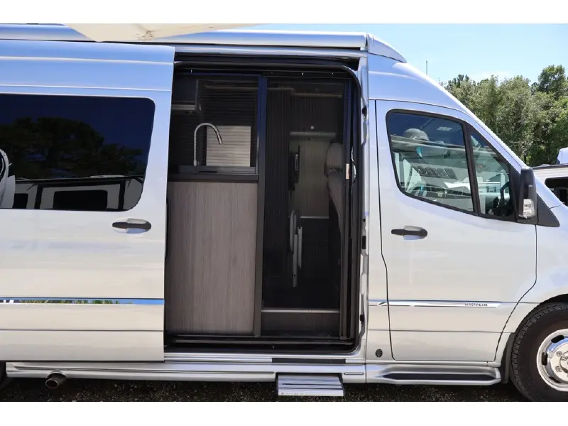 2023 AIRSTREAM INTERSTATE 24GT
