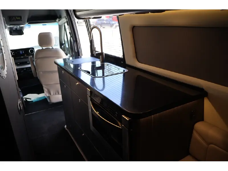 2023 AIRSTREAM INTERSTATE 24GT
