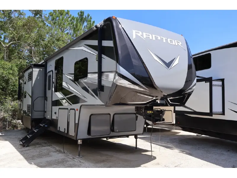 2020 KEYSTONE RAPTOR 429