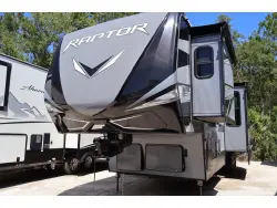 2020 KEYSTONE RAPTOR 429