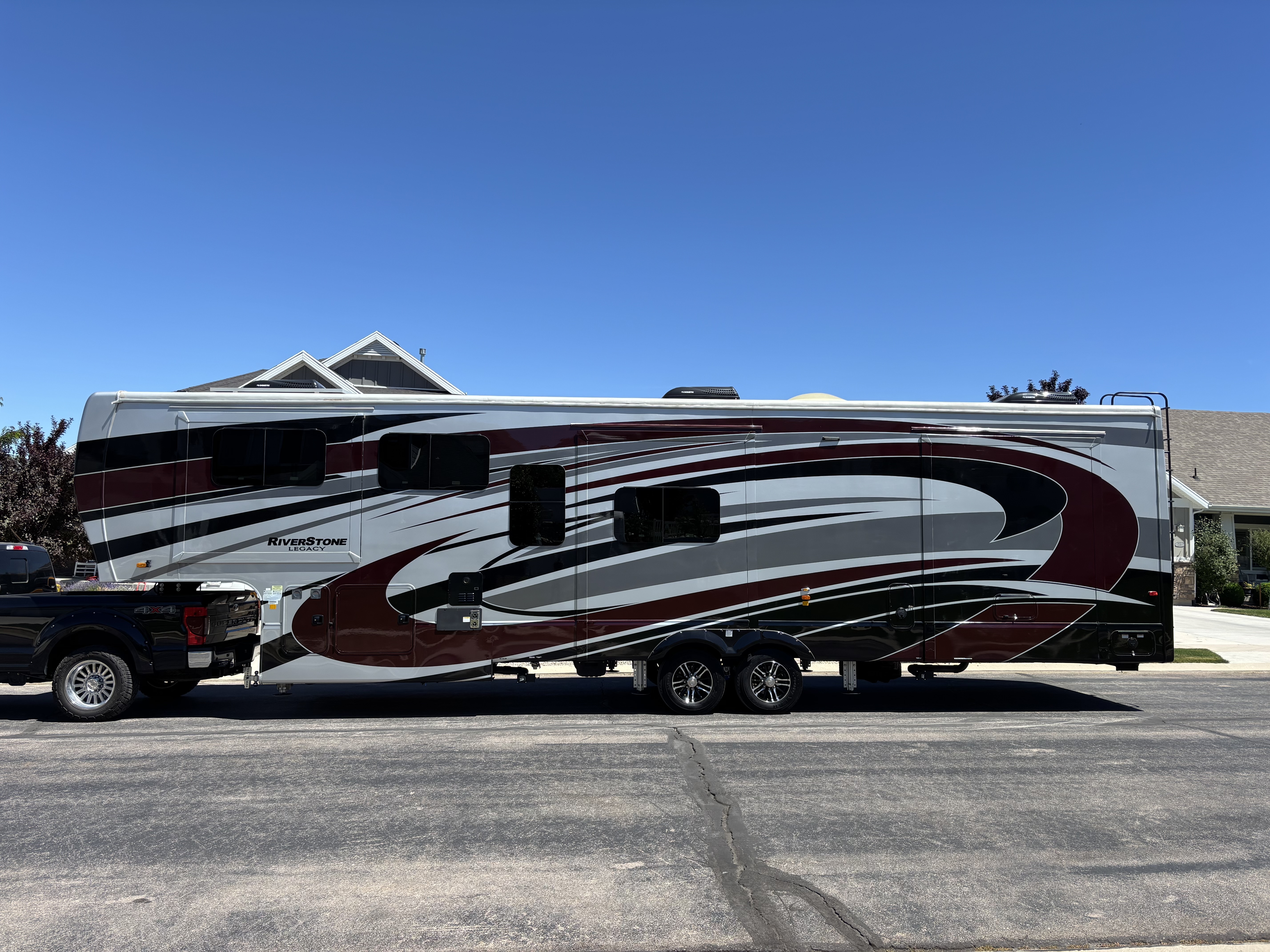 2022 Forest River RIVERSTONE LEGACY 39FK RV