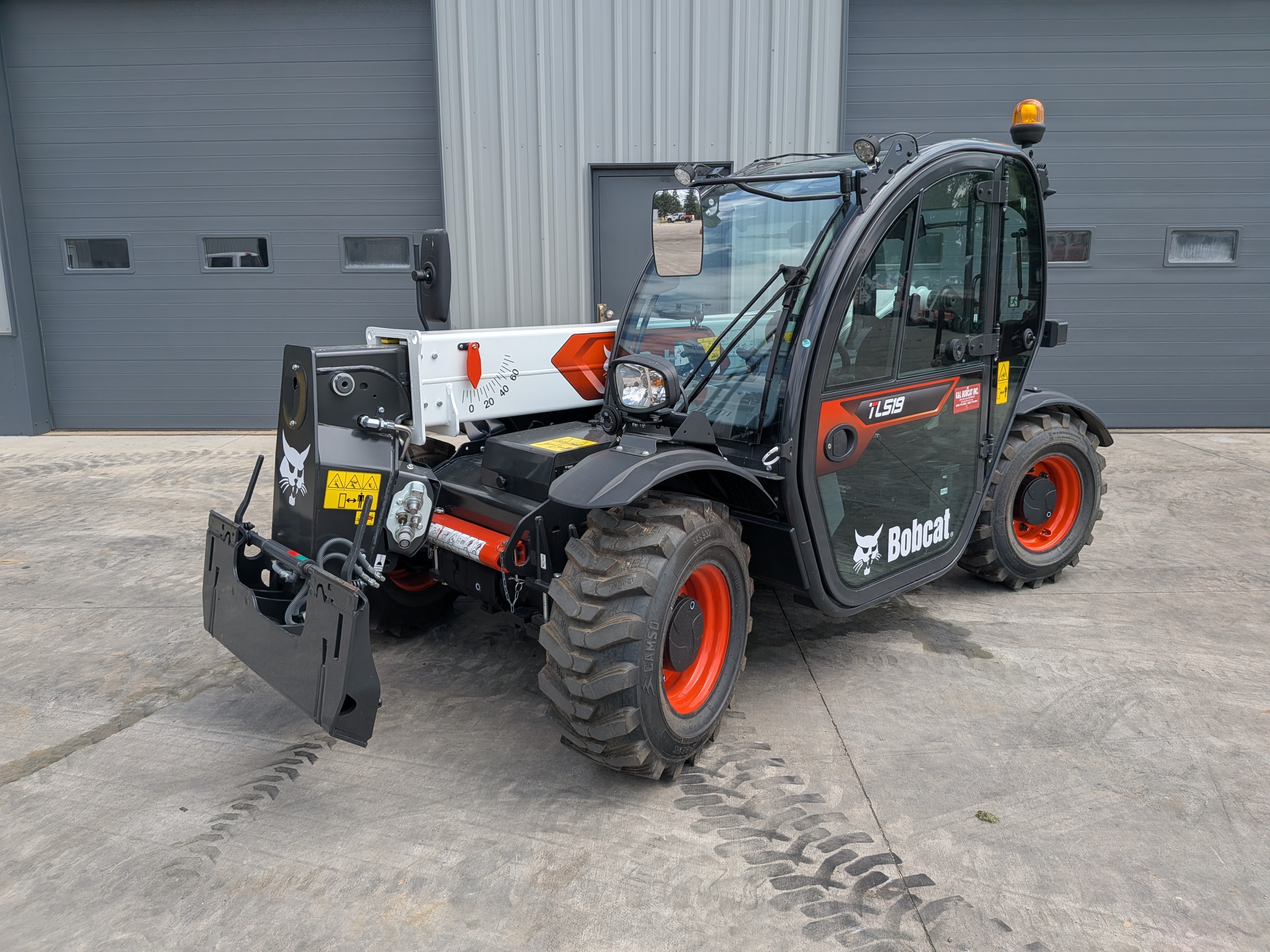 2026 Bobcat TL519 in Darlington, WI