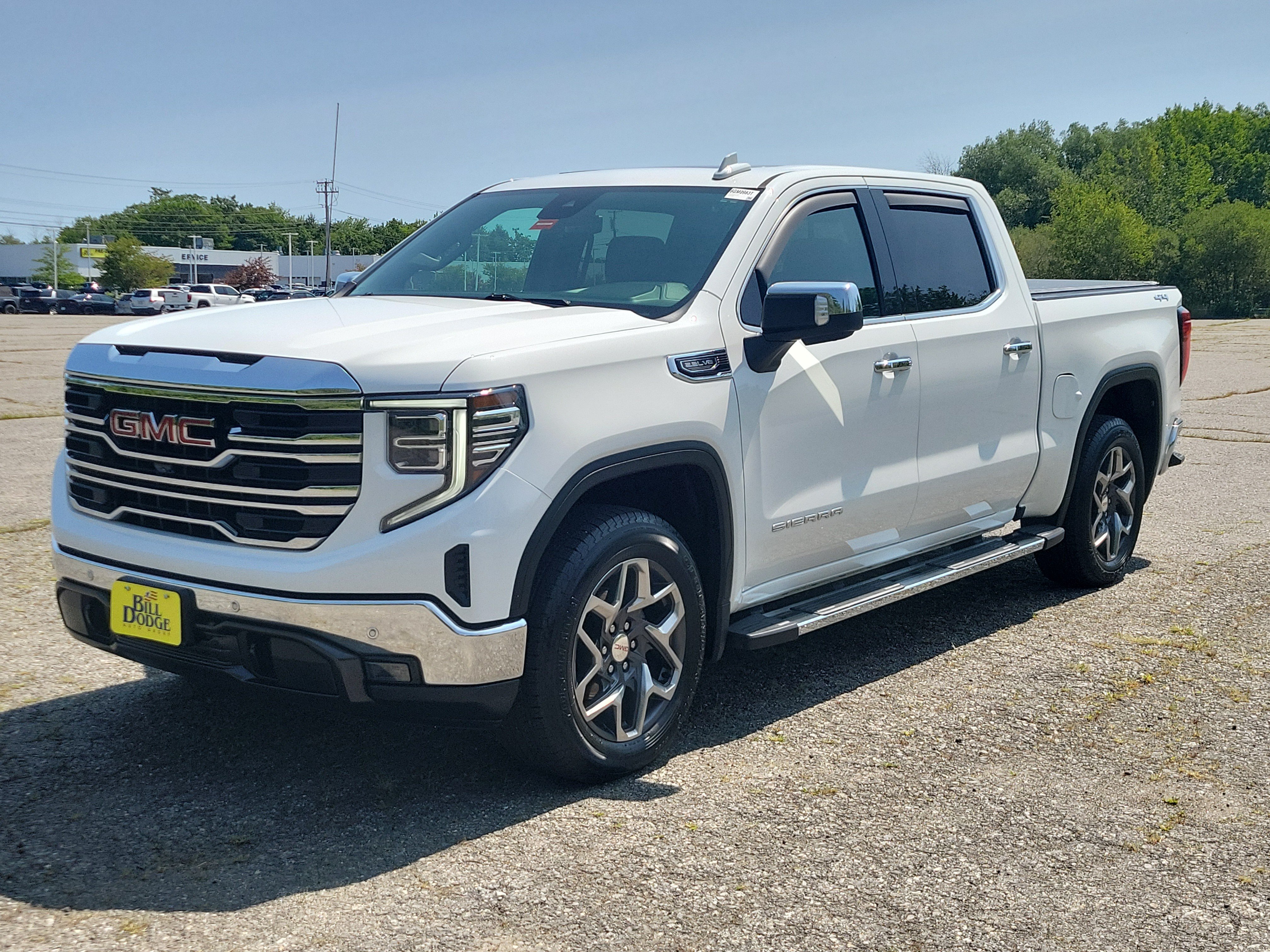 2022 GMC SIERRA in Westbrook, ME