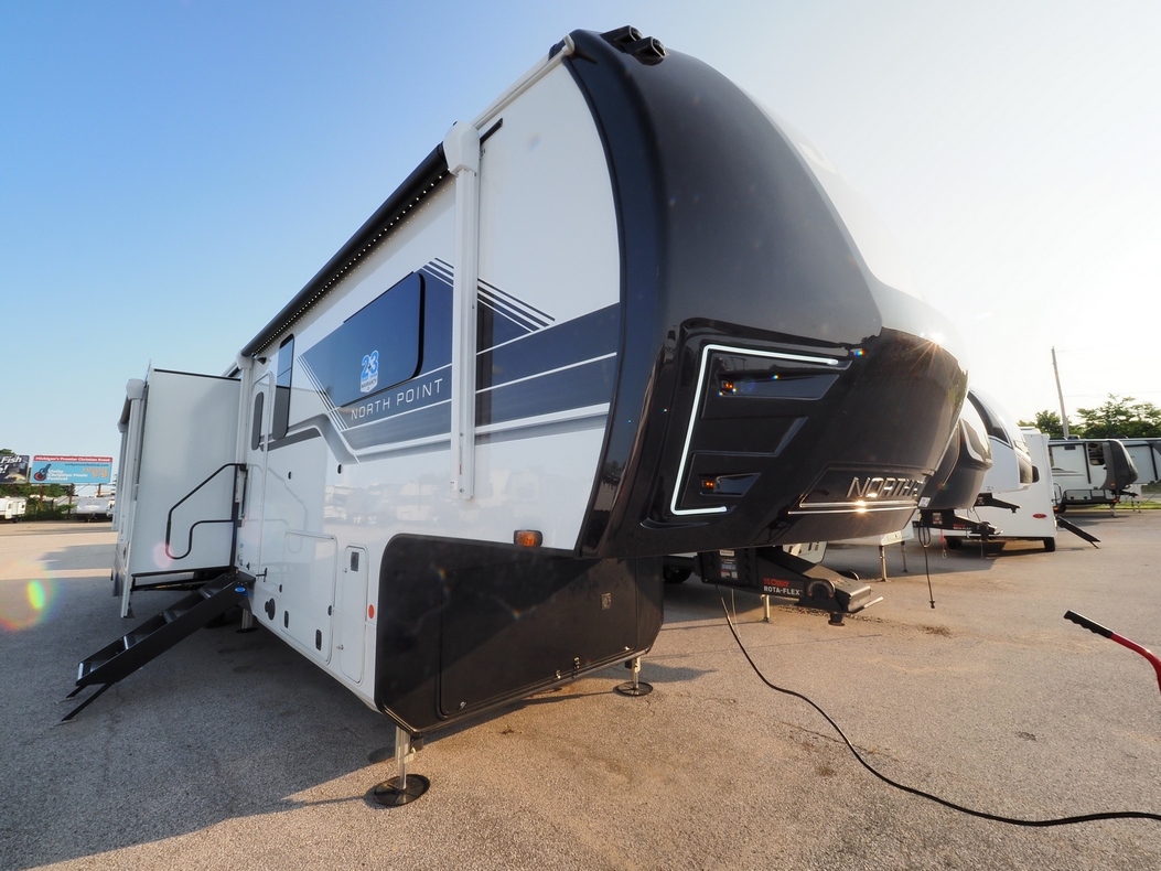 2027 Jayco North Point 395DSDB in muskegon MI