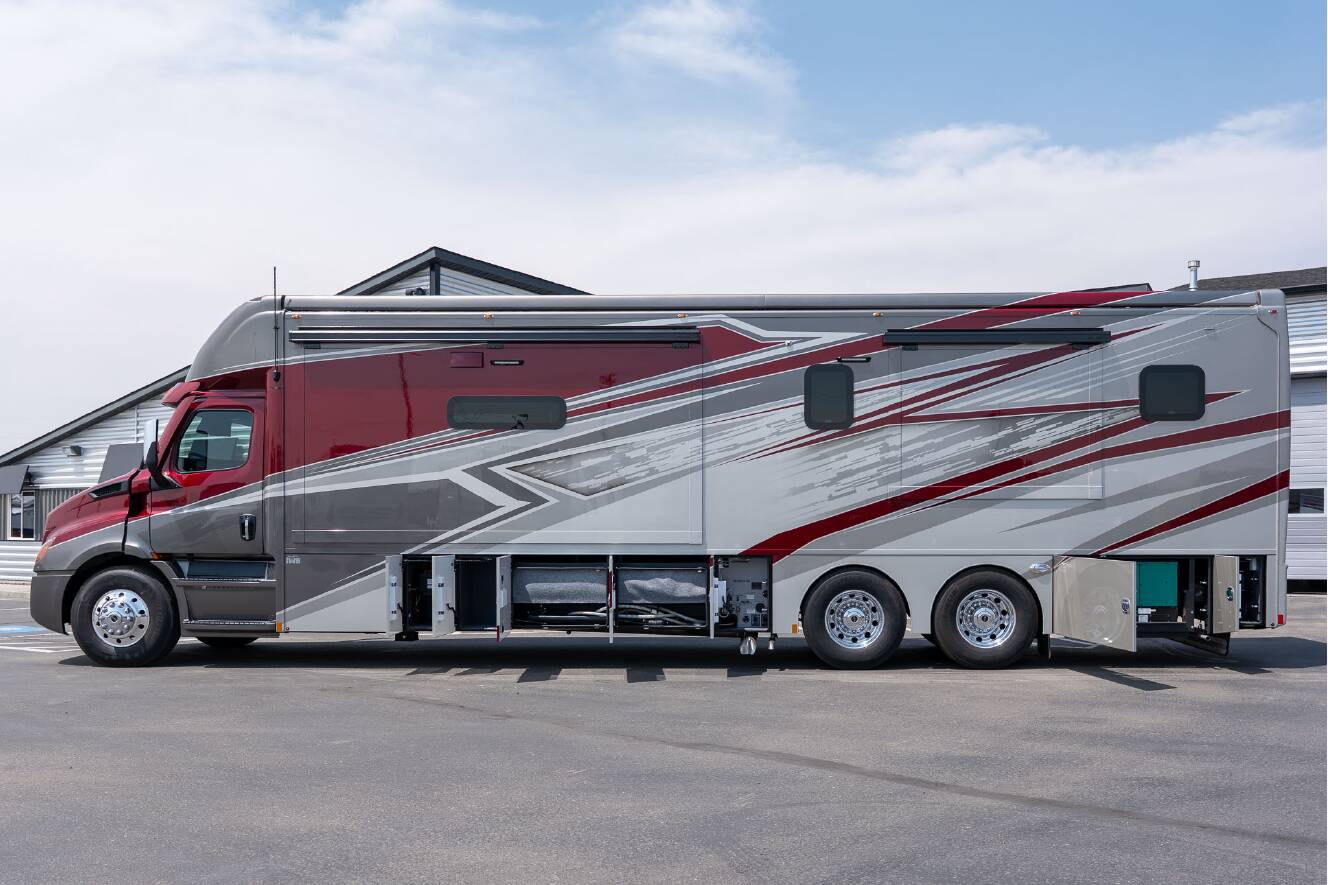 A photo of this 2027 Renegade EXPLORER TS 42RB