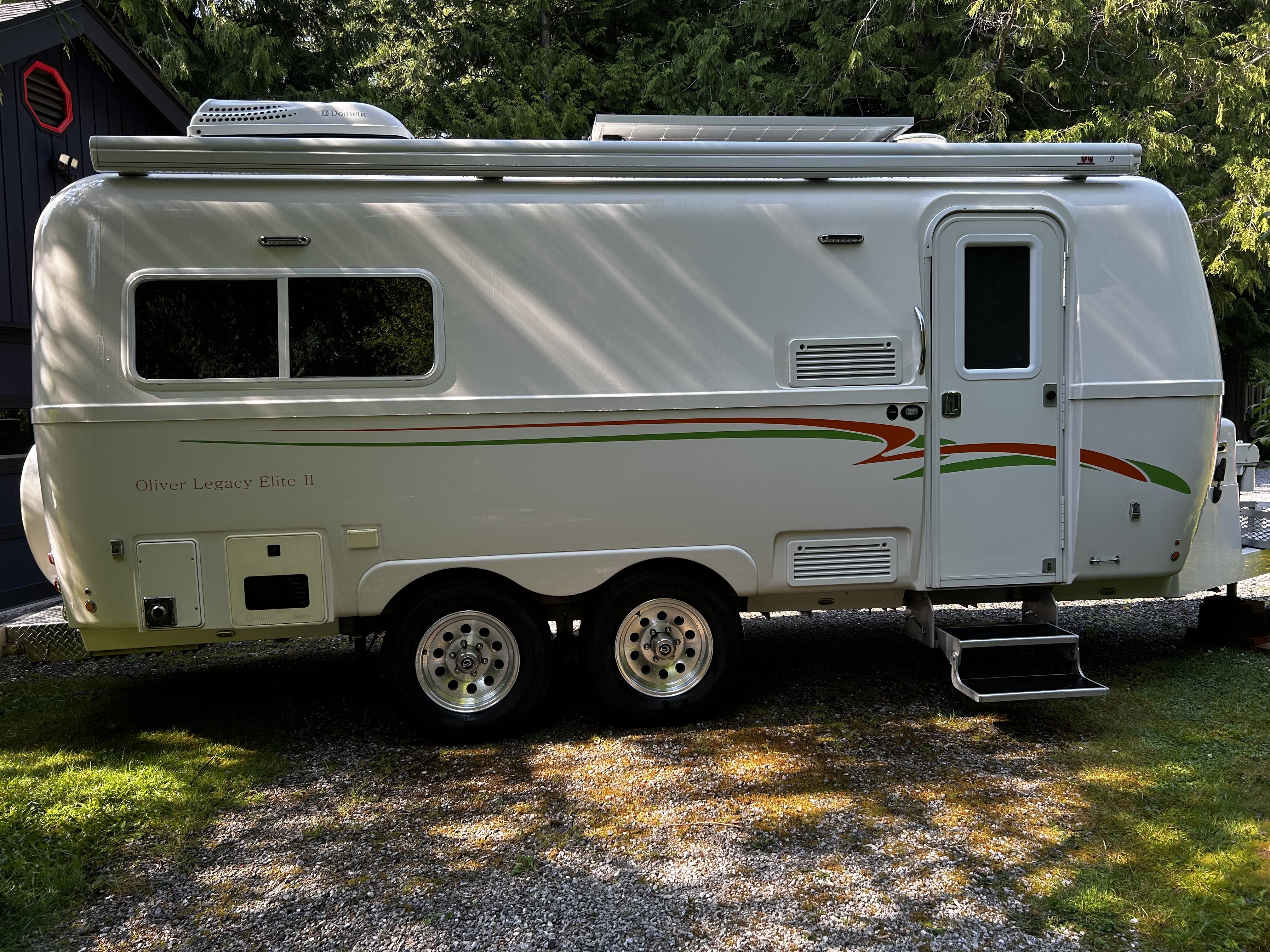 2017 Oliver LEGACY ELITE II TWIN BED in bellingham WA